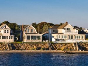 Multi Level Waterfront Homes in Saint Petersburg Florida for Elevation Certificate Surveying
